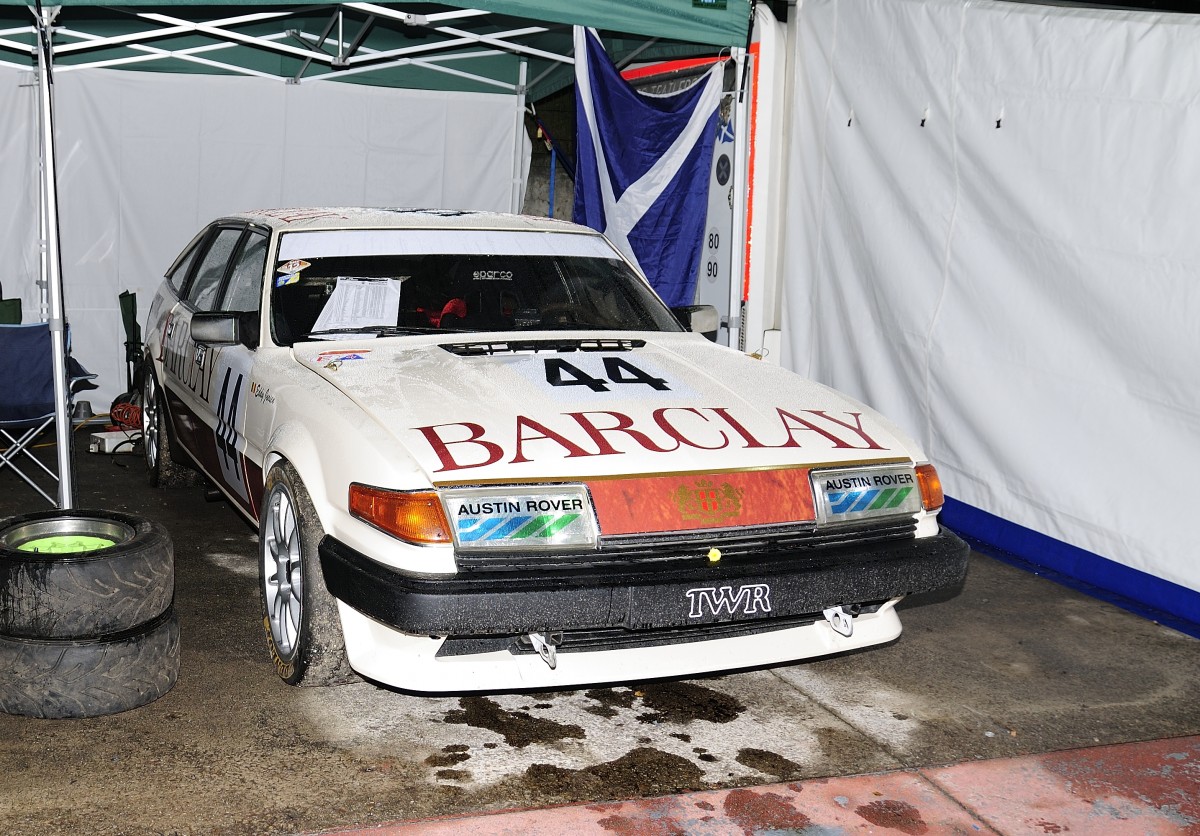 ROVER Vitesse, beim Spaziergang gesehen, wärend der  Nachtruhe  im Fahrerlager wärend der 6h Classic Spa Francorchamps am 19.9.2015