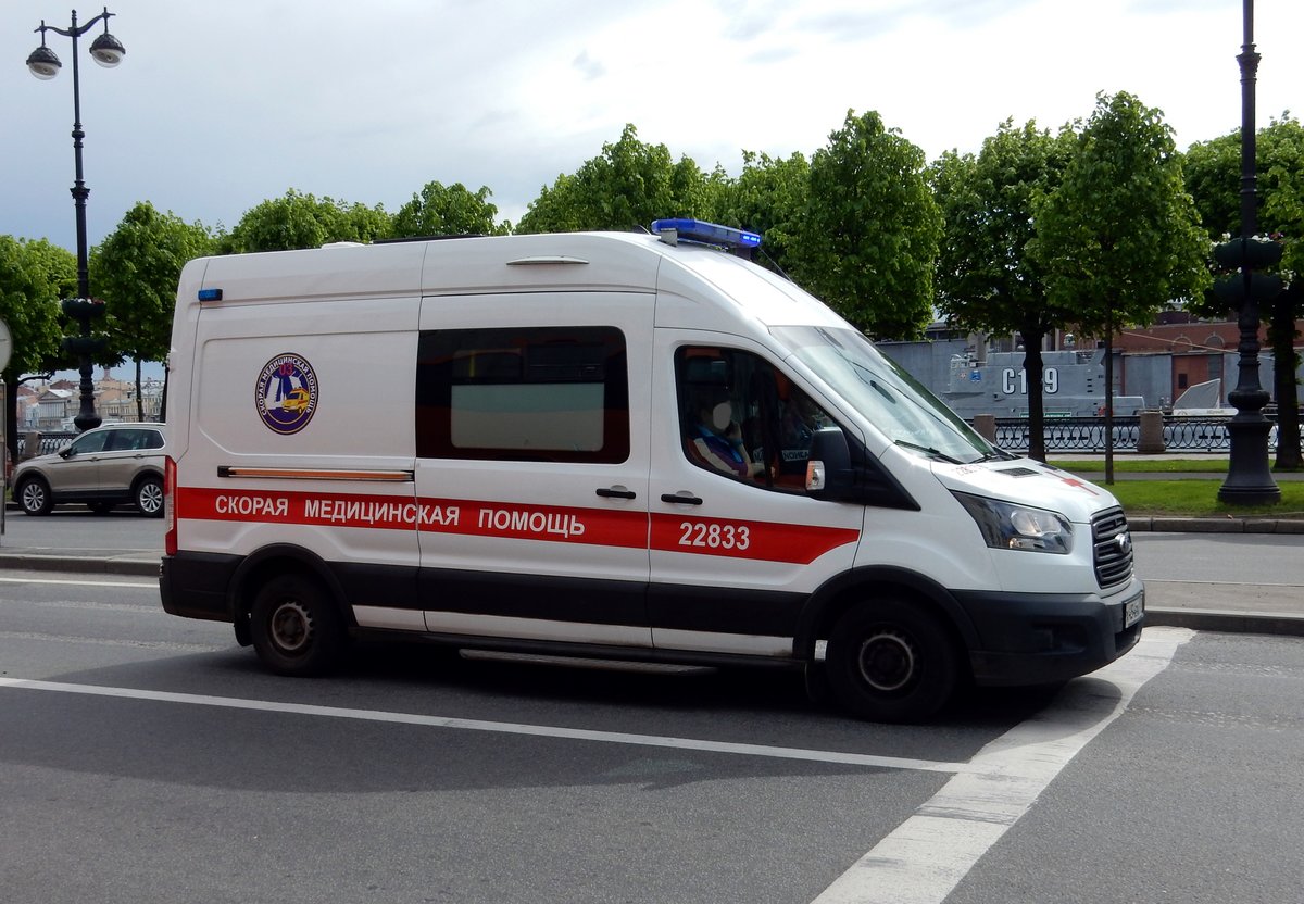 RTW Ford Transit am 18.05.18 in St. Petersburg