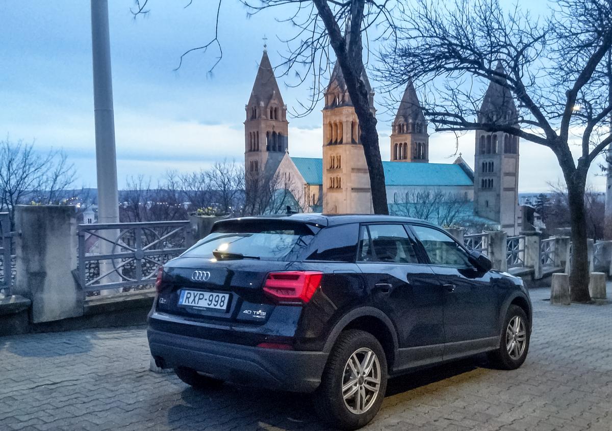 Rückansicht: Audi Q2, fotografiert in März, 2020.