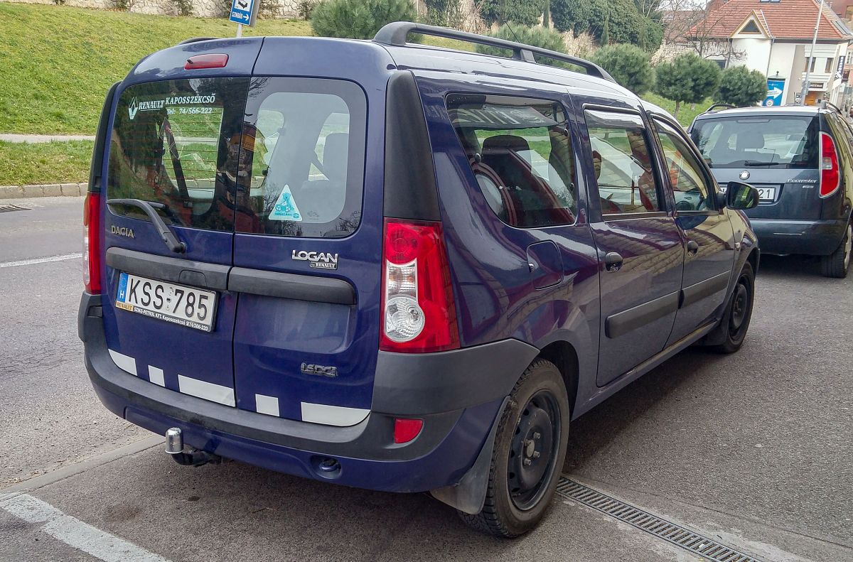Rückansicht: Dacia Logan MPV. Foto: März 2021.