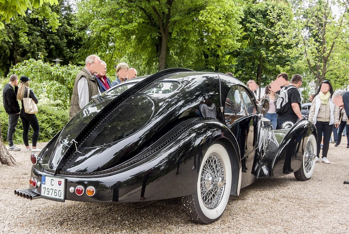 Rückansicht des Bugatti 57 Atlantic (Replik). IV. Balatonfüred Concours d'Elegance (Mai 2017).