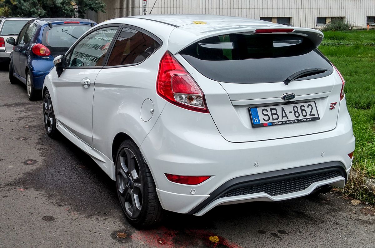 Rückansicht: Ford Fiesta ST Mk7 in November 2020.