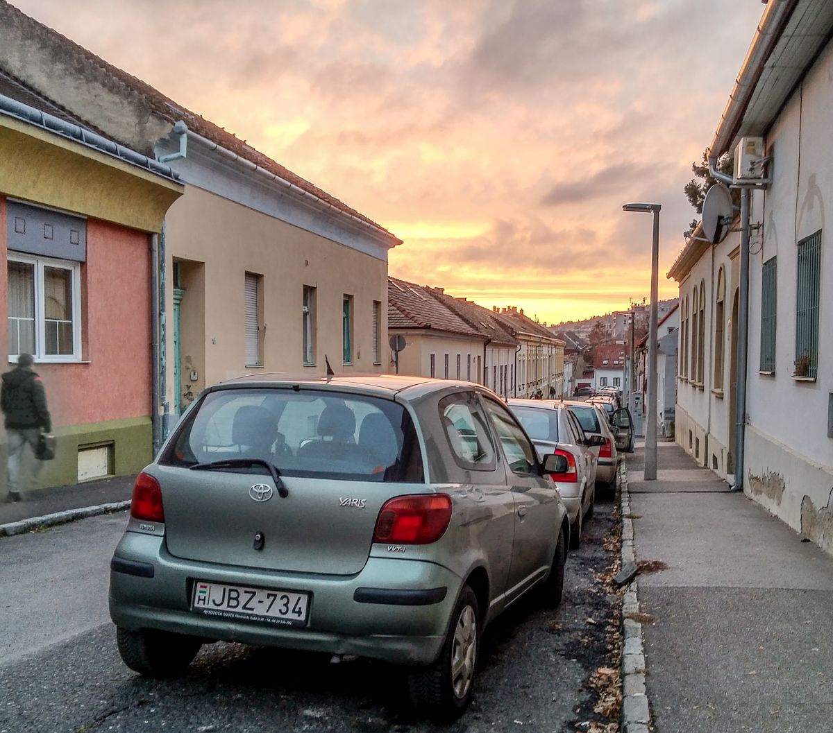 Rückansicht: Toyota Yaris Mk1 in Dezember 2020