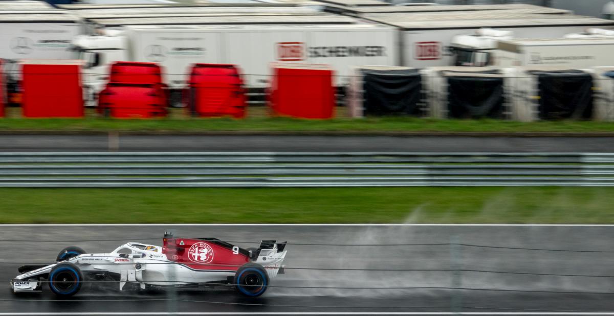 Sauber-Alfa Romeo F-1 Rennwagen im Regen auf dem Hungaroring am 28.07.2018.