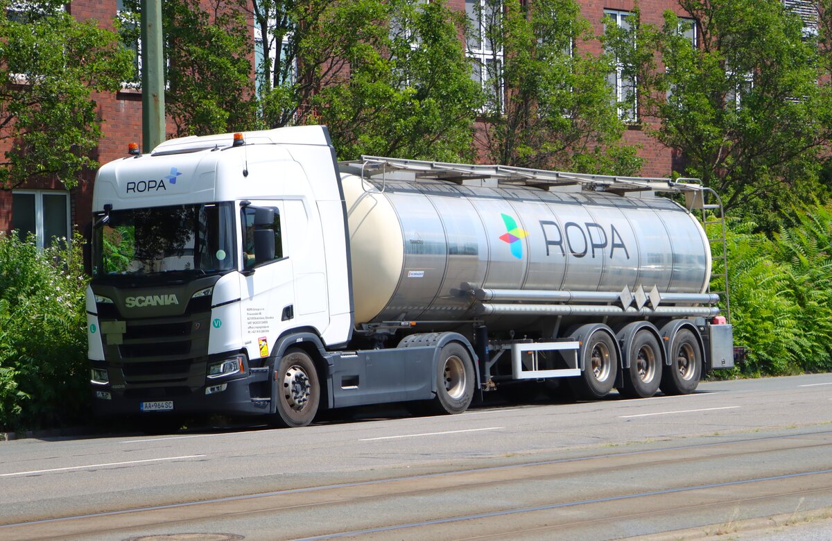 Scania 460R am 16.07.26 in Ludwigshafen 