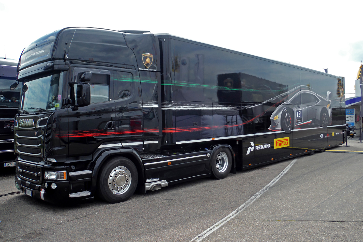 SCANIA Autotransport LKW in Zandvoort beim ADAC-GT-Masters 22.7.2017