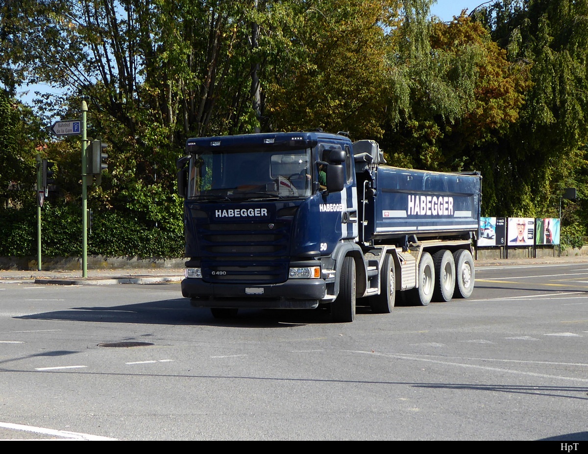 Scania G 490 Muldenkipper unterwegs in Nidau am 19.09.2019