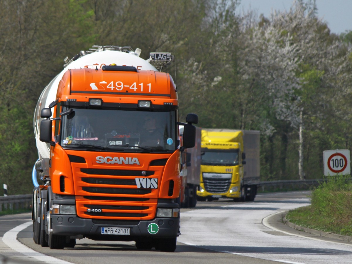 Scania G400 mit Tankauflieger am 01.04.2014 auf der A4 kurz hinter der Niederländischen Grenze