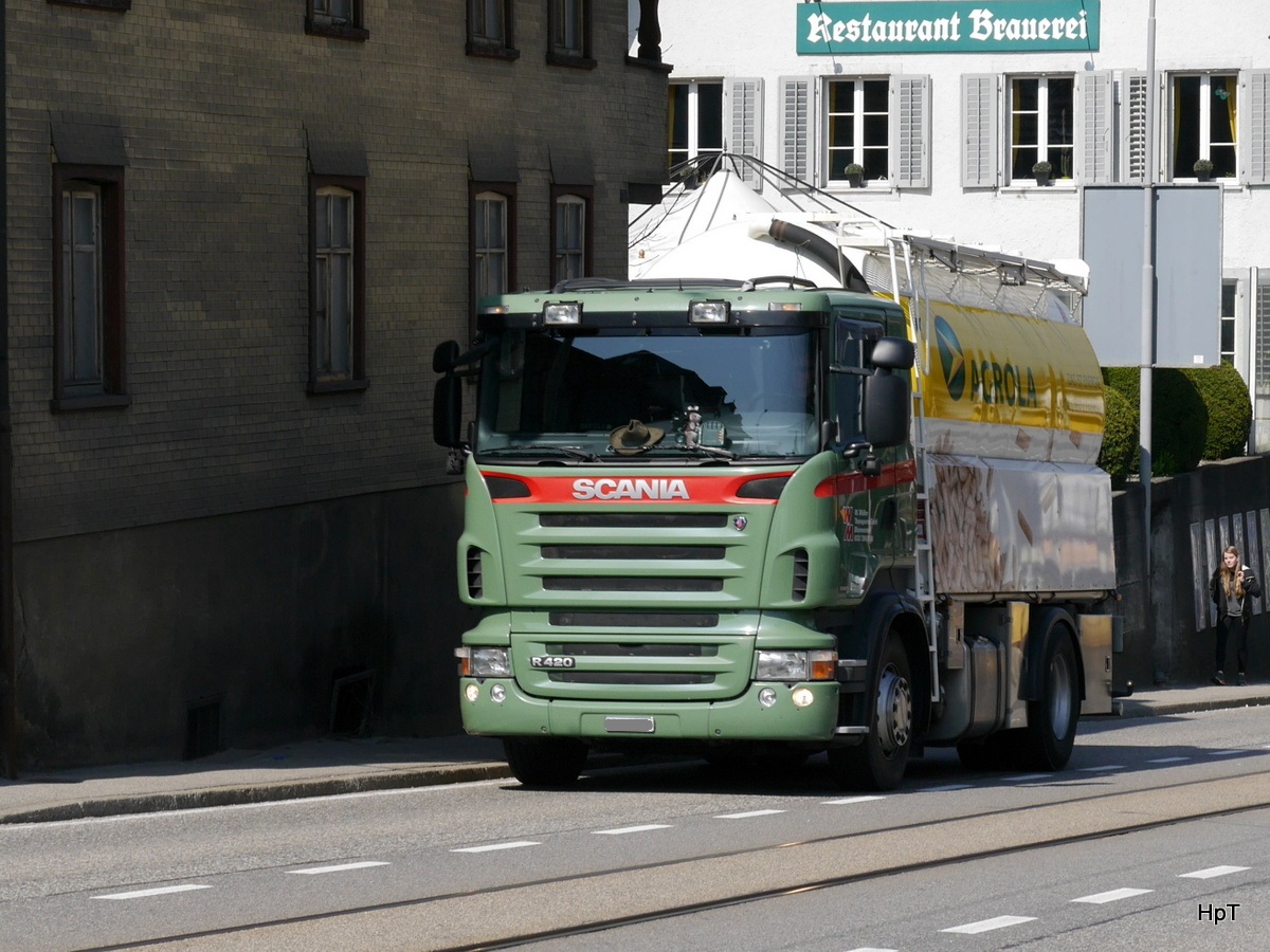Scania R420 unterwegs in Aarwangen am 28.03.2017