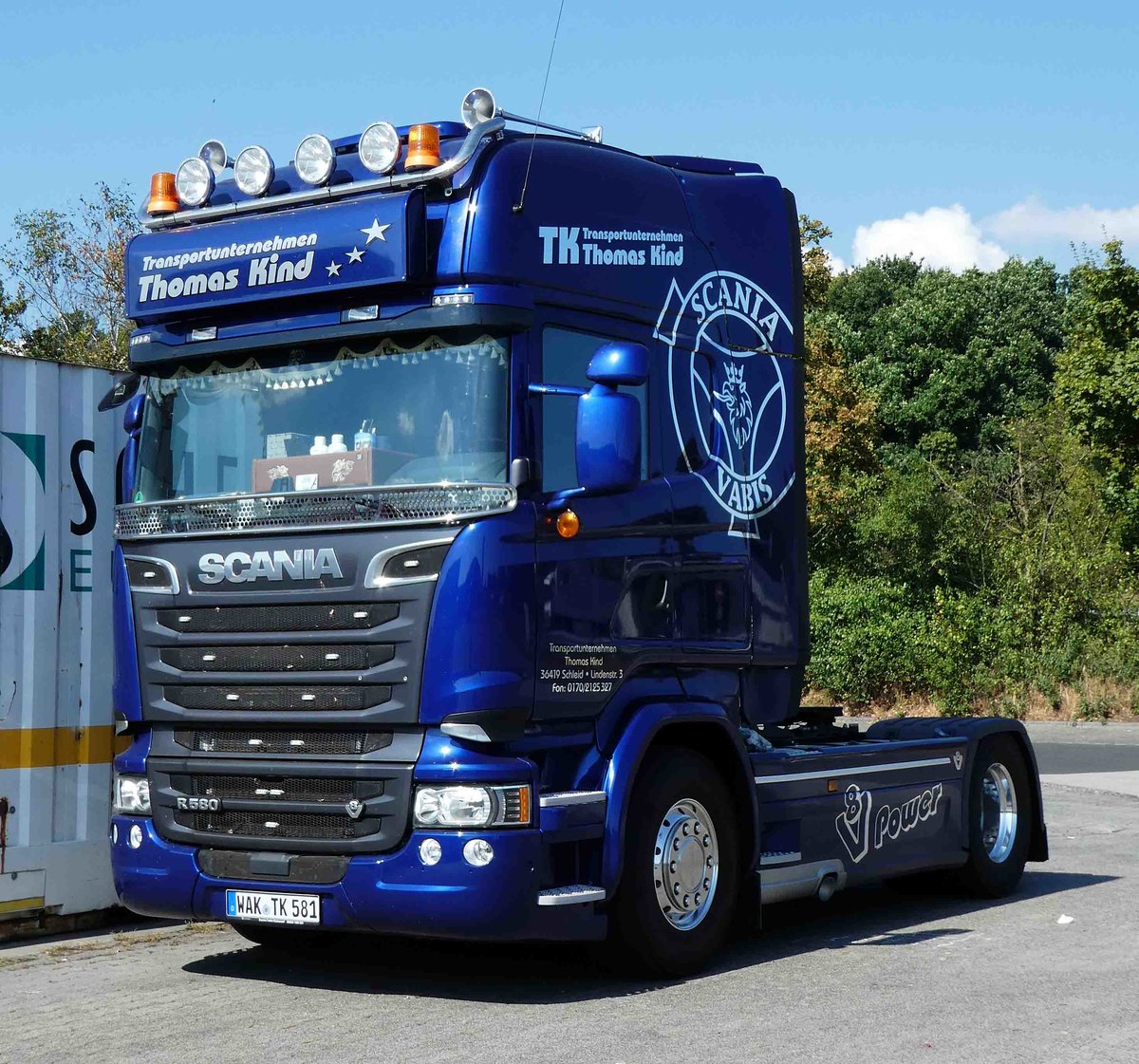 =Scania R580 vom Transportunternehmen KIND steht im September 2016 auf dem Autohof Fulda-Nord