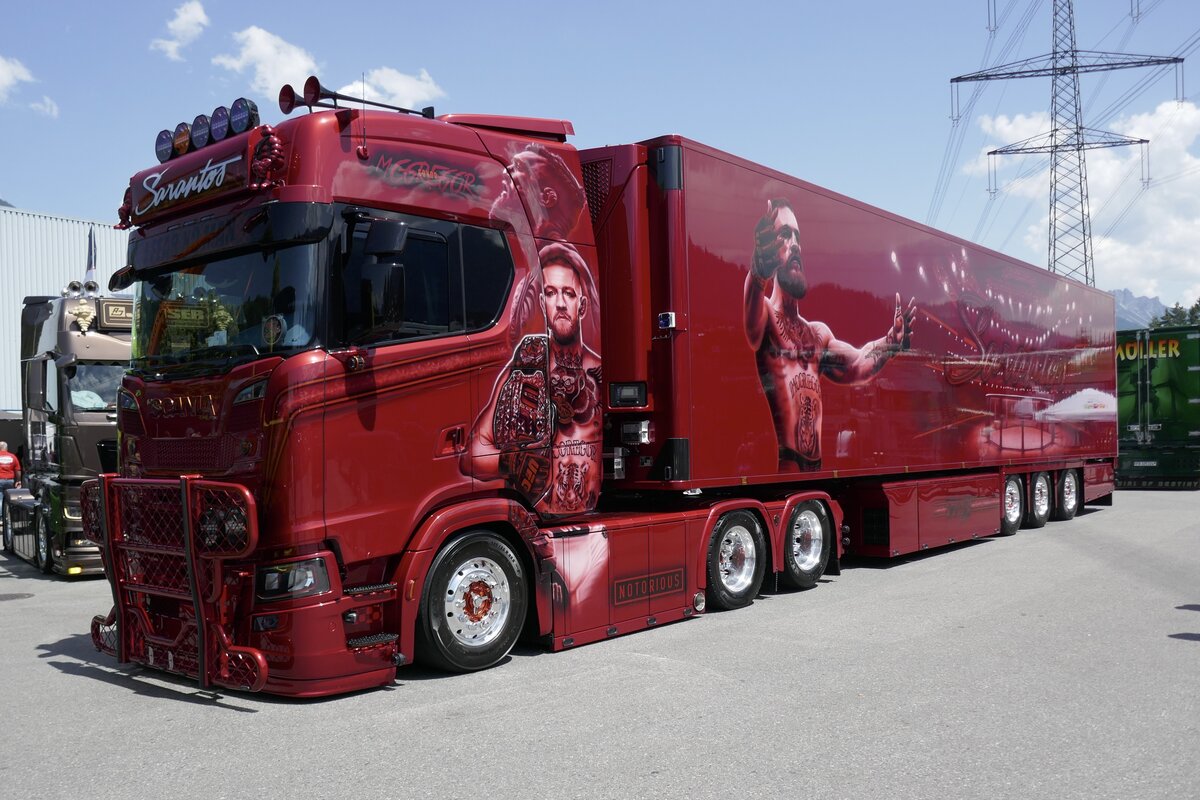 Scania Sattelzug  McGregor  von Sarantos am 20.6.26 bei der L�ndle Trukshow in Bludesch.