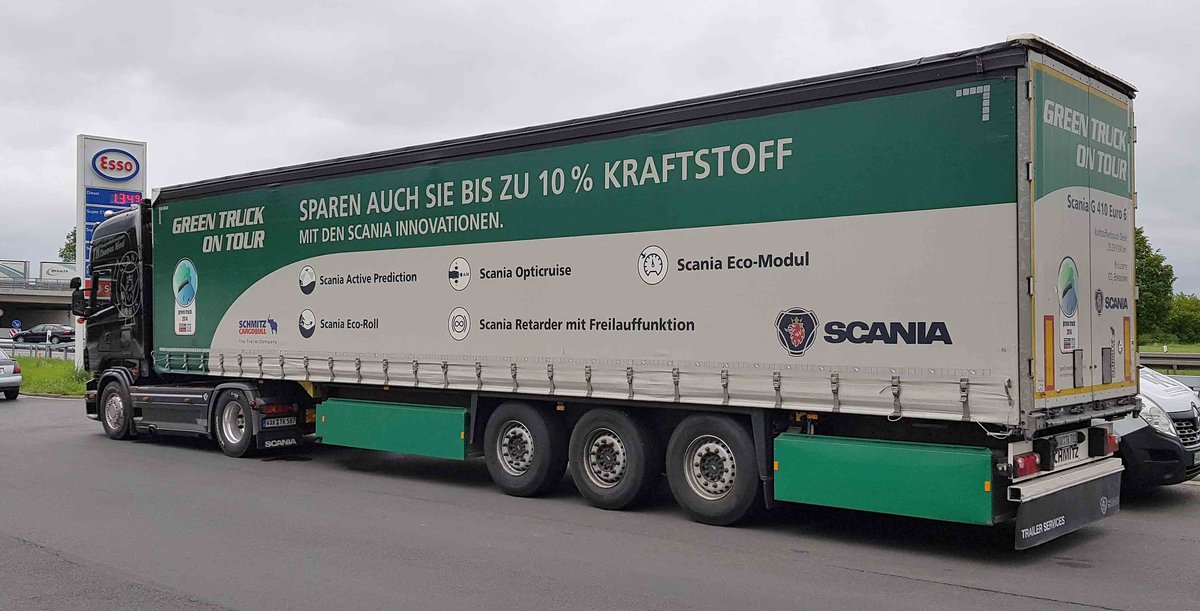 =Scania-Sattelzug der Spedition KIND steht im Mai 2019 in Fulda-Nord