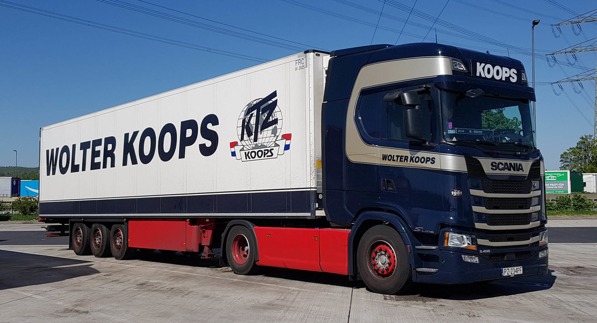 =Scania-Sattelzug von WOLTER KOOPS, 07-2020