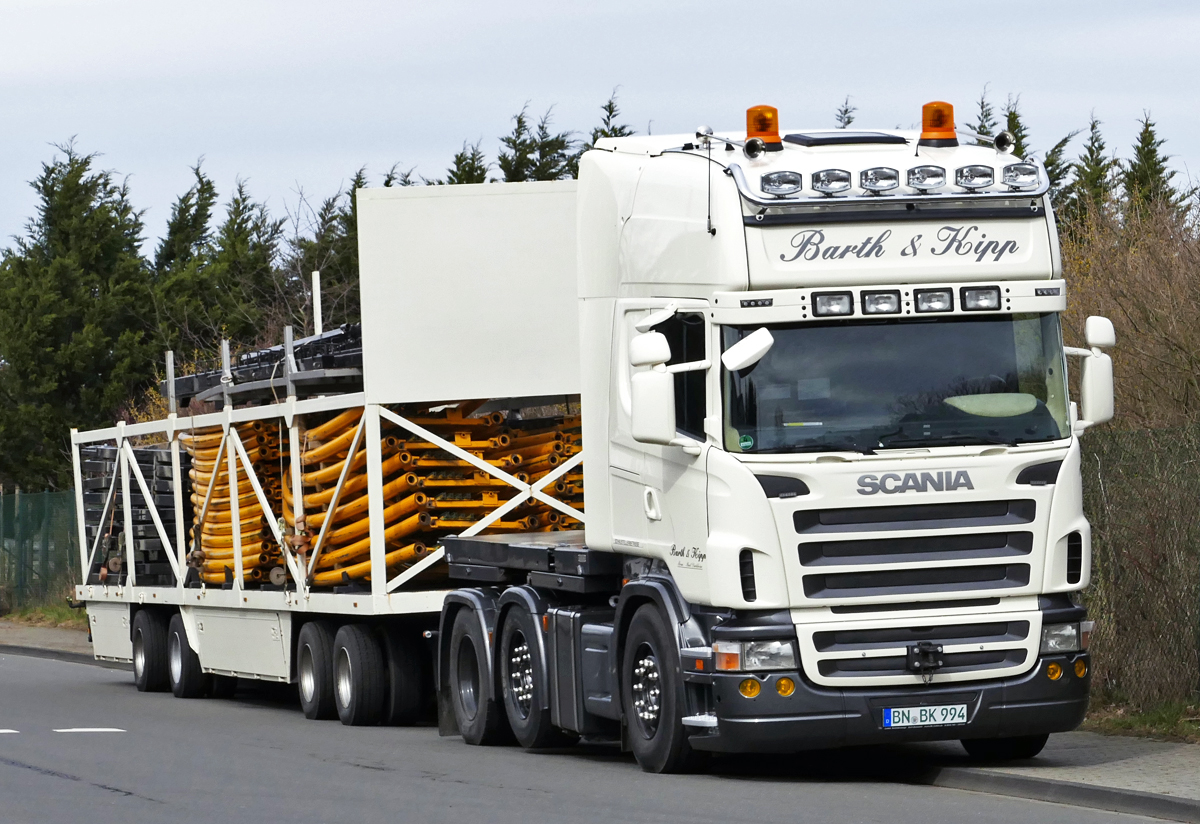Scania Schausteller-LKW  Barth & Kipp  im Industriegebiet EU-Silberberg - 10.03.2018