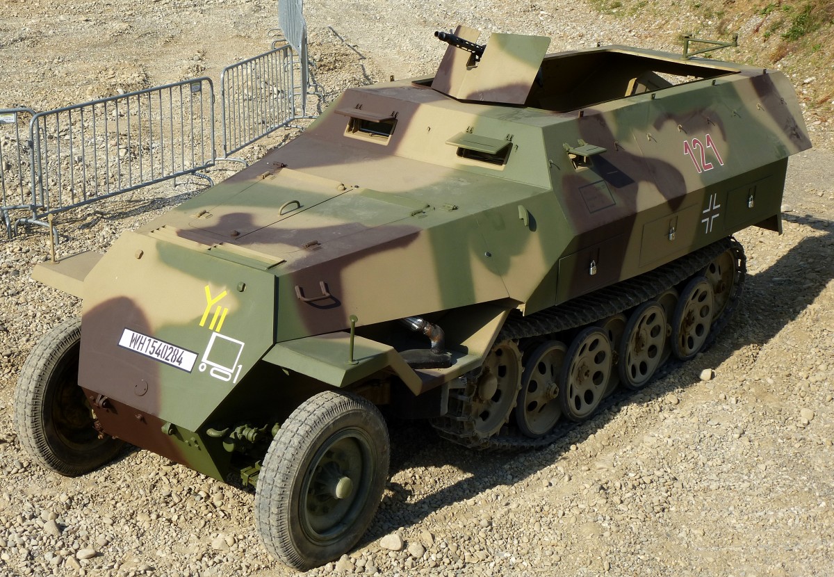 SDKfz.251, der Schtzenpanzerwagen der Deutschen Wehrmacht, wurde bis 1945 eingesetzt, Schweizerisches Militrmuseum Full, 04.07.2015