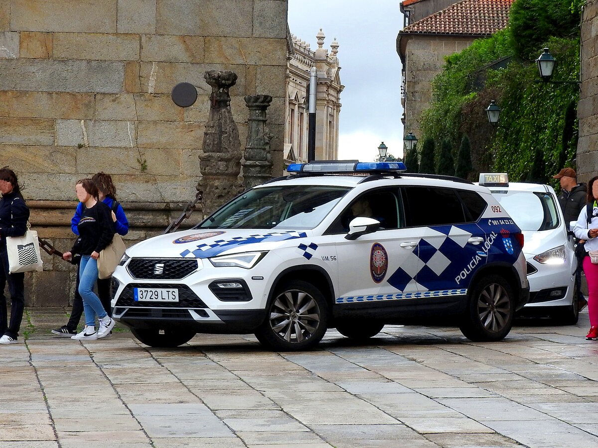 SEAT der POLICIA-LOCAL in Santiago Compostela; 221016