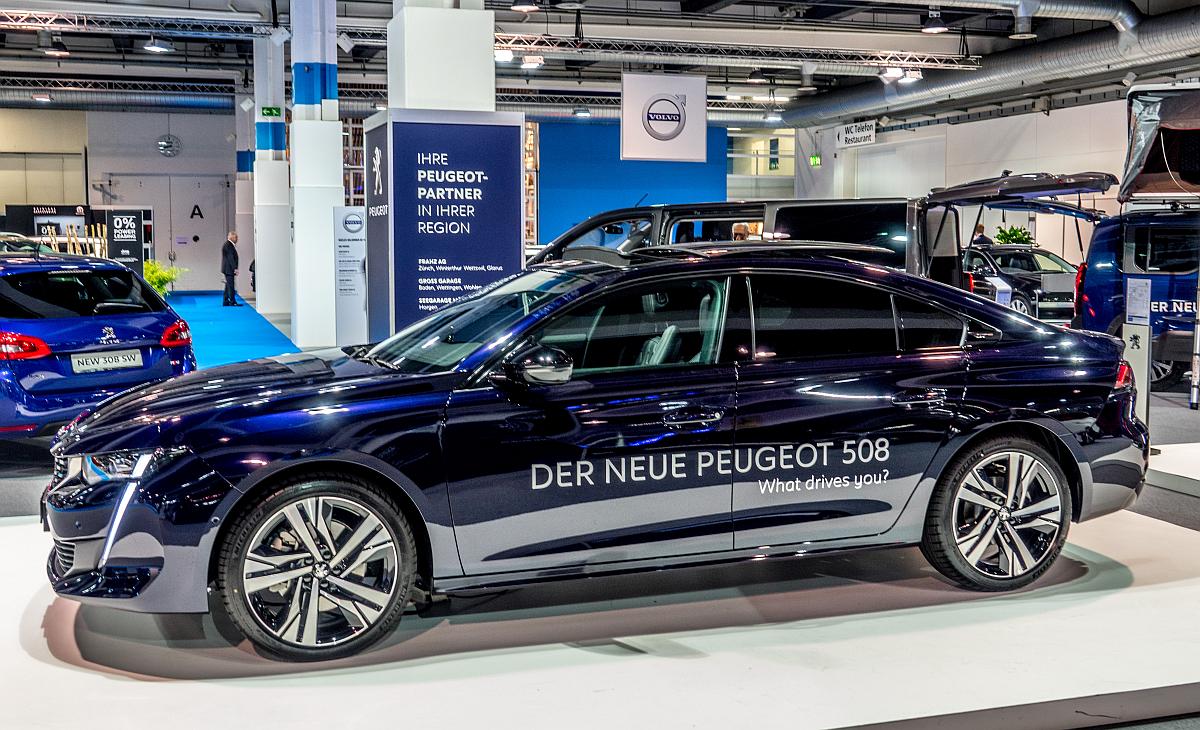 Seitenansicht des neuen Peugeot 508. Foto. Auto Zürich, 2018.