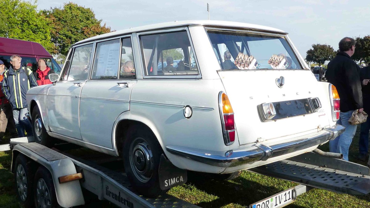 =Simca 1501 Tourismo, steht bei der Veterama zum Verkauf, 10-2017
