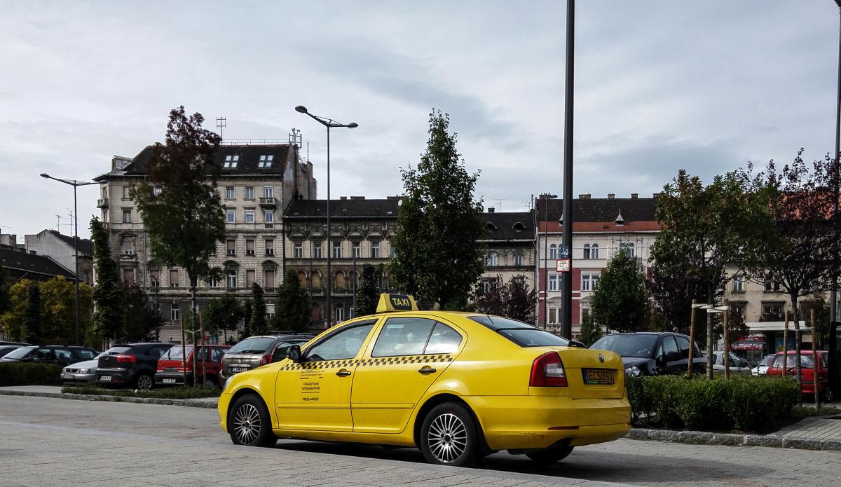 Skoda Octavia II Taxi in Budapest am 23.09.2017.