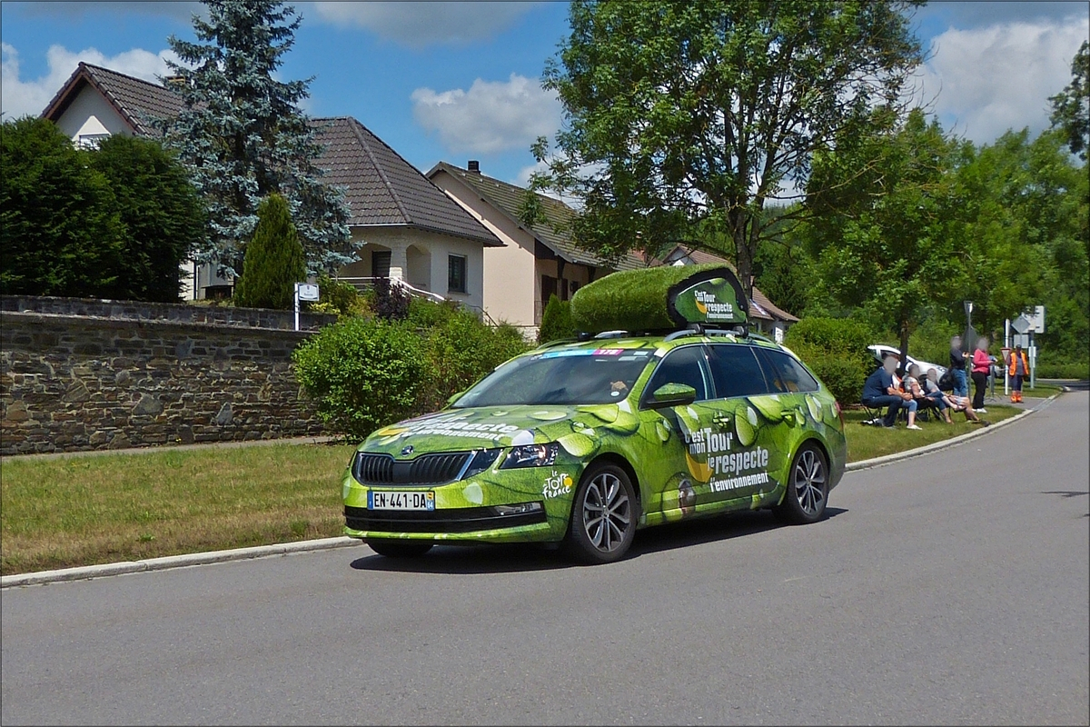 Skoda Octavia, war ebenfalls als Werbefahrzeug in der Caravane du Tour auf den Straßen durch Luxemburg unterwegs.  03.07.2017