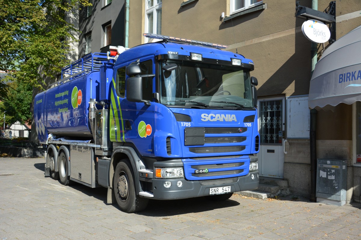 SNR 547 (Scania G440) steht am 17.09.2014 in Västerås.