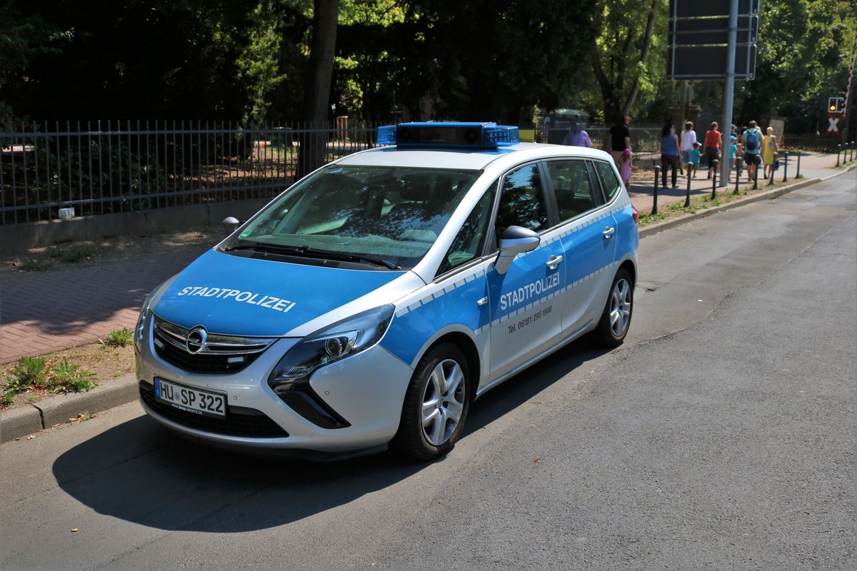 Stadtpolizei Hanau Opel Zafira FustW am 18.08.18 beim Polizei Tag 