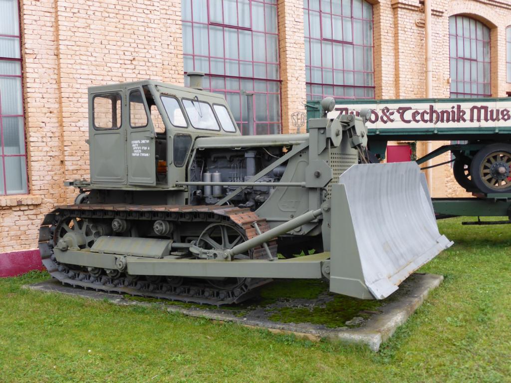 Stalin Traktor im Technikmuseum Speyer am 01.11.2013