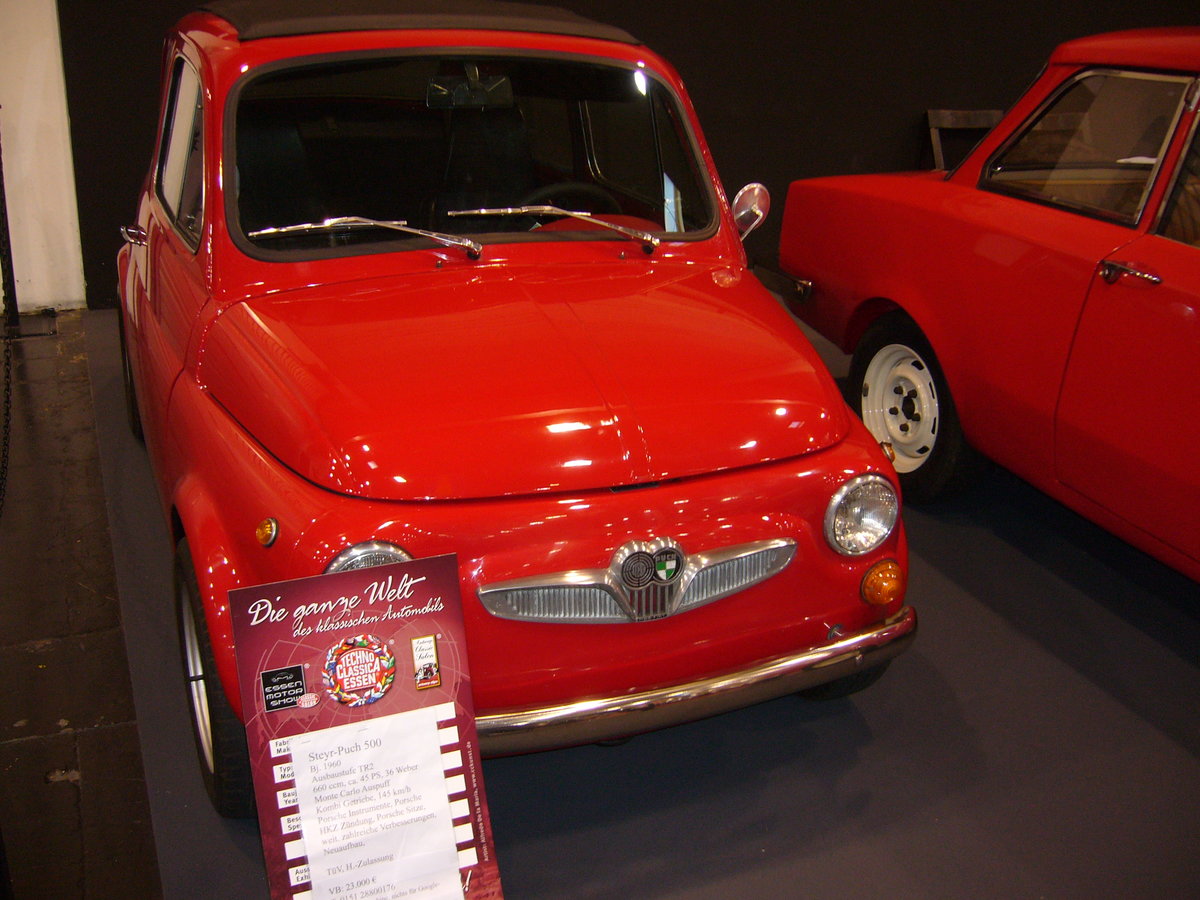 Steyr Puch 500 D. 1959 - 1967. Beim  Pucherl  handelt es sich um den österreichischen Volkswagen der Nachkriegszeit. Der 2-Zylinderboxermotor leistet 16 PS aus 493 cm³ Hubraum. Essen Motorshow am 30.11.2016.