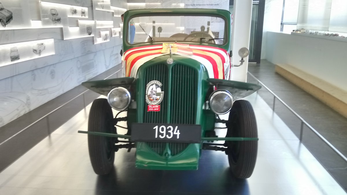Steyr Spezial Cabriolet. 1934 - 1936. Motorfahrzeugausstellung Franz Josefs Höhe am 30.08.2017.
