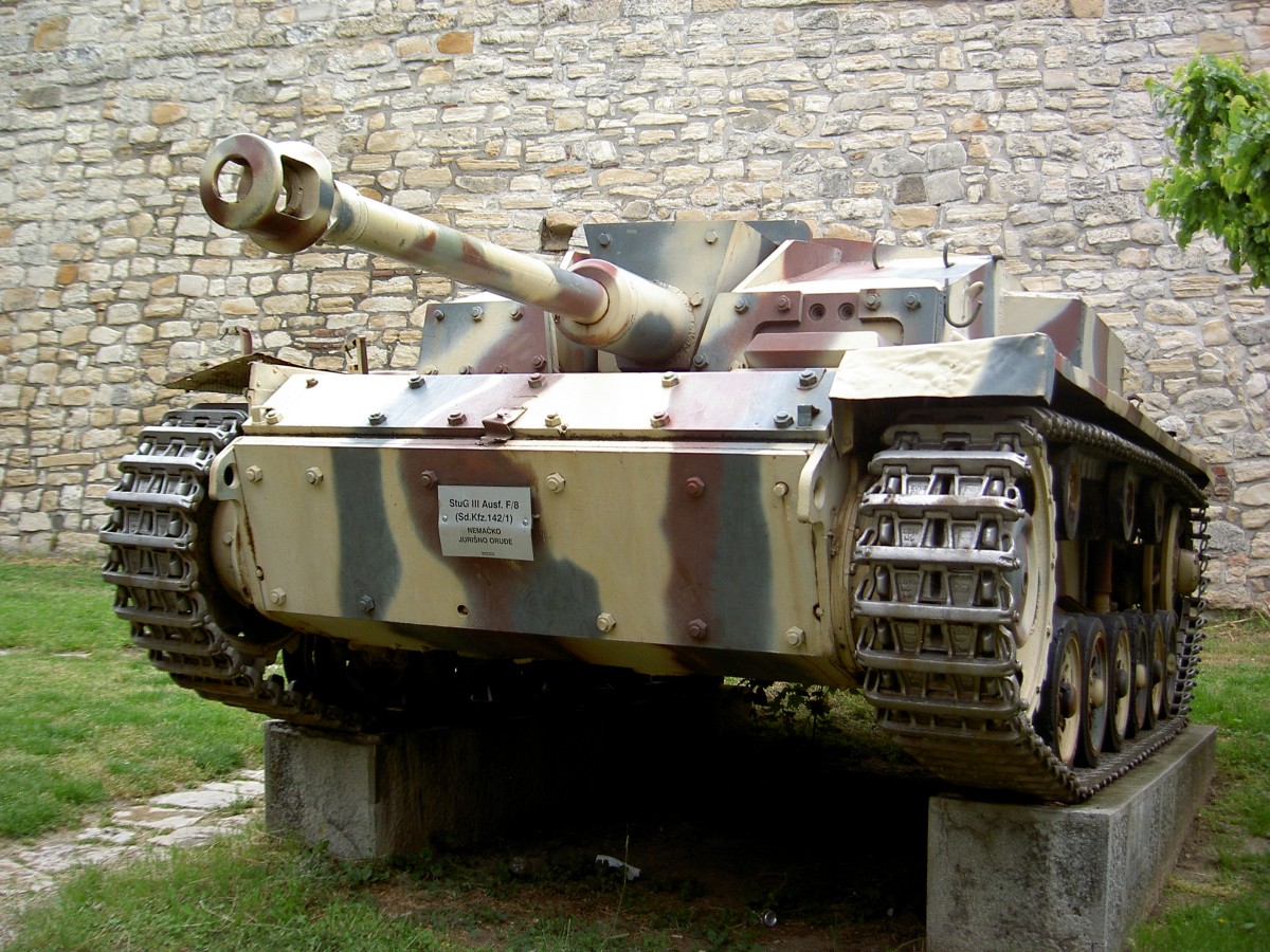Sturmgeschütz Sd. Kfz 142/1 III Ausf. F/8 im Militärmuseum Belgrad (29.04.2014)