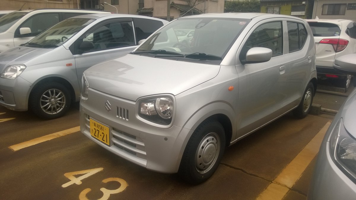 Suzuki Alto (Kei-Car mit 0.66 Liter Hubraum und Turbo) in Niigata