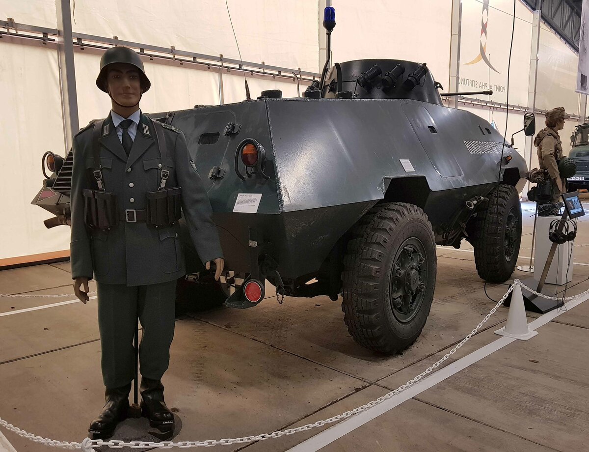 =SW II des Bundesgrenzschutz steht in der Wanderausstellung im Grenzmuseum Point Alpha anl. des Geburtstages  70 Jahre vom Bundesgrenzschutz zur Bundespolizei , 10-2021