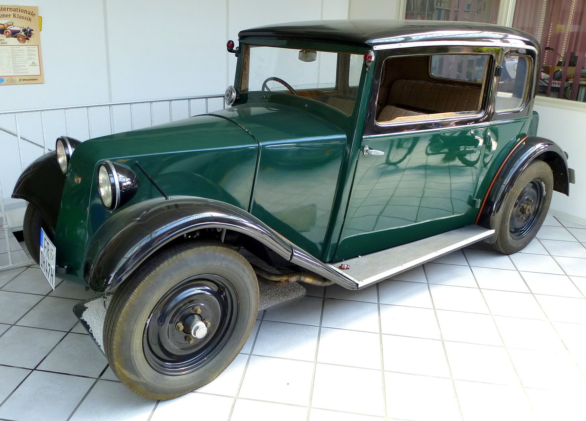 Tatra 57, Limousine aus der Tschechei, Baujahr 1933, 4-Zyl., 1160ccm, 23PS, Oldtimer-Museum Bötzingen, Aug.2013