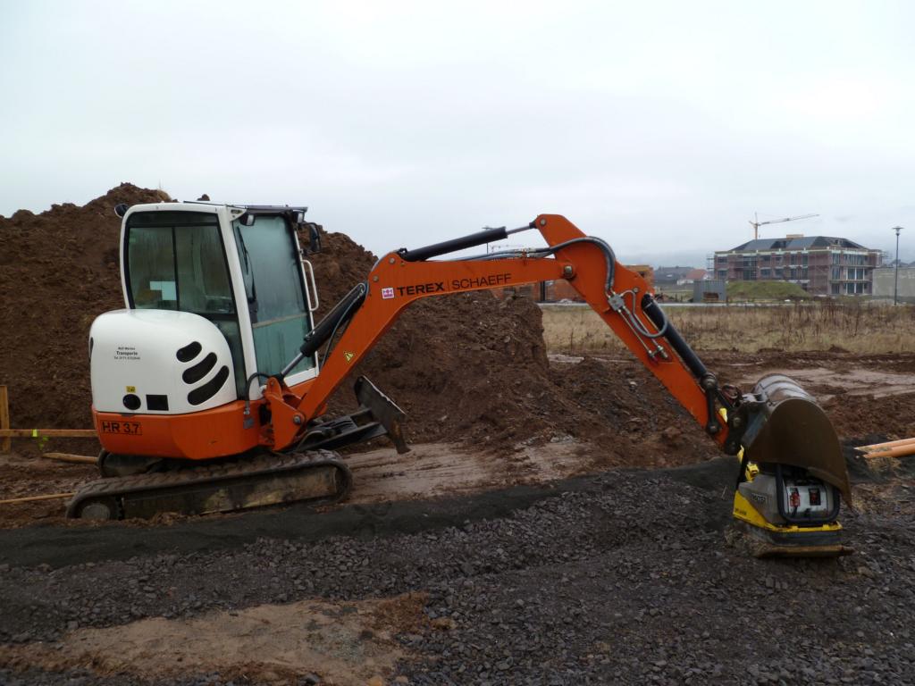Terex-Schaeff HR 3.7 am 13.02.2011 in Schweich