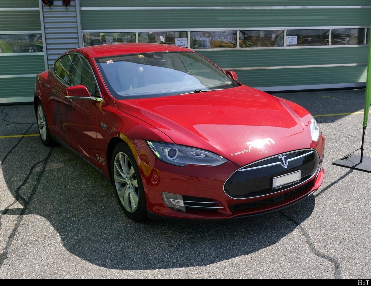 Tesla Model S 90D in Wangen bei Olten am 30.06.2018