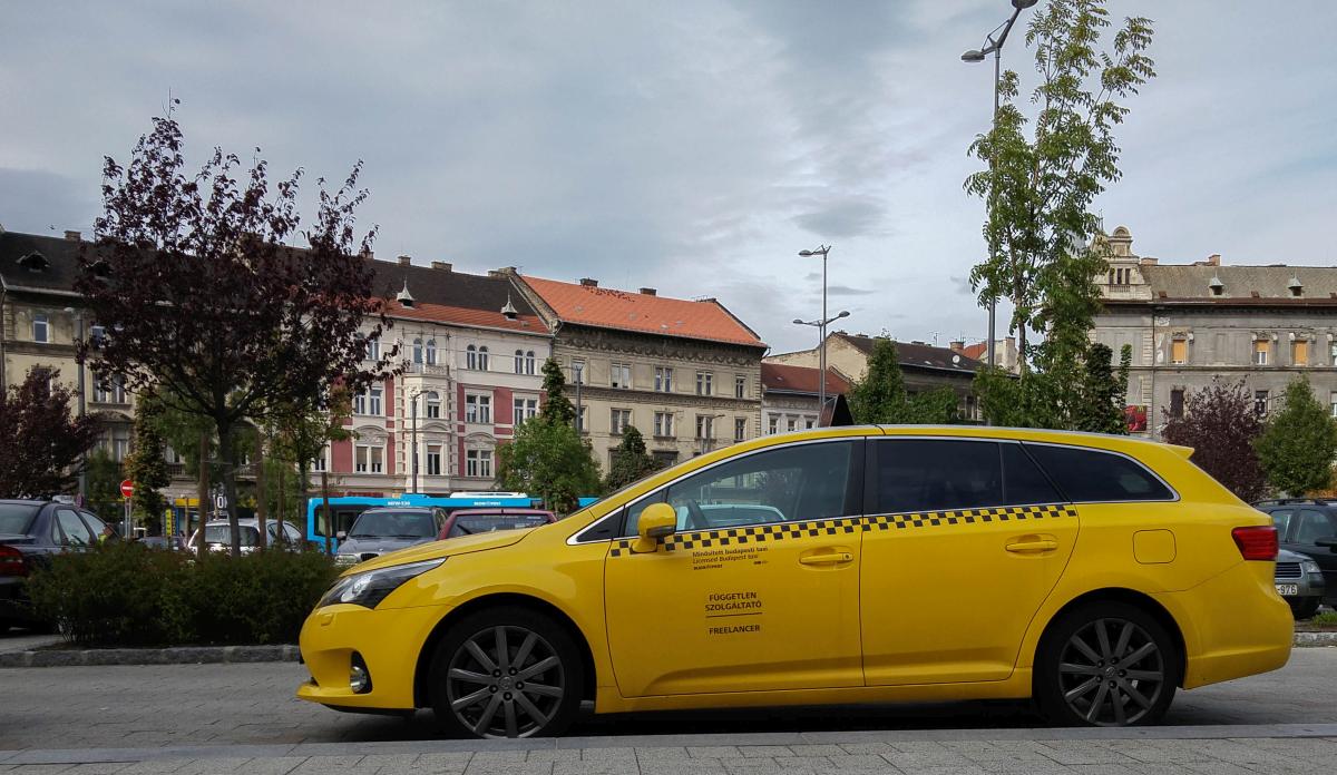 Toyota Avensis Taxi in Budapest am 23.09.2017.