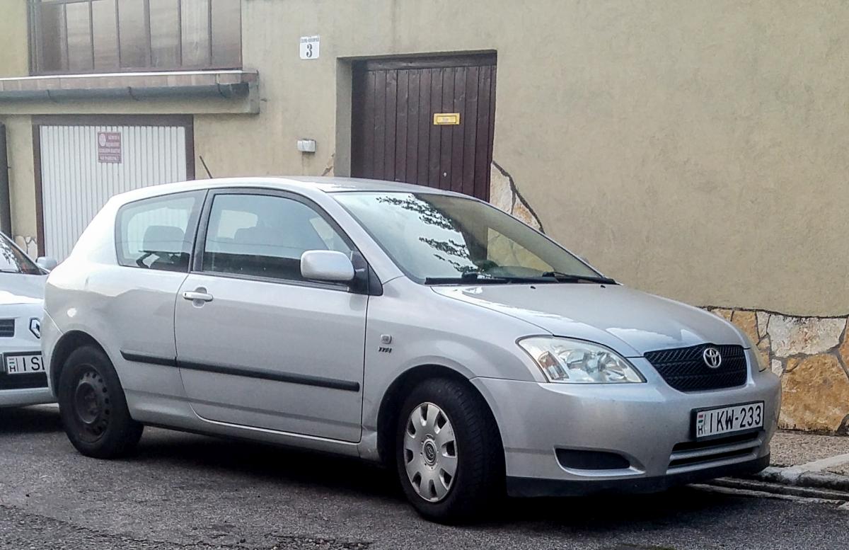 Toyota Corolla, fotografiert in Pécs (HU), August 2019.