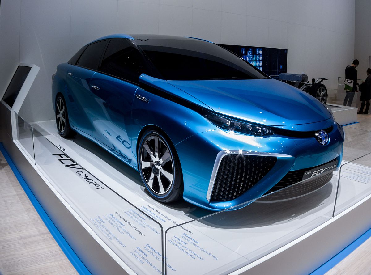 Toyota FCV (Fuel Cell Vehicle). Autosalon Genf 2014.