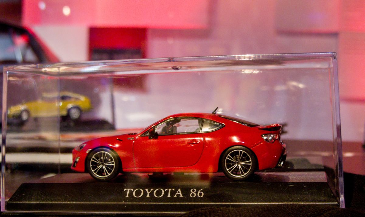 Toyota GT86 Modellauto. Hersteller: J-Collection, Maßstab: 1/43. . Automobile & Advertising  Paris, am 11.10.2012.