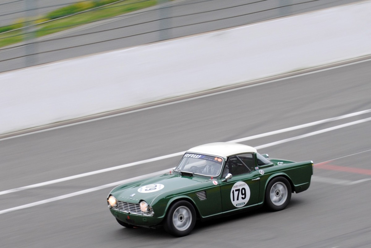 TRIUMPH TR4, Fahrer P.Vermast beim  Spa Summer Classic 15.juni  2013 1. Renne der CSCC Swinging Sixties