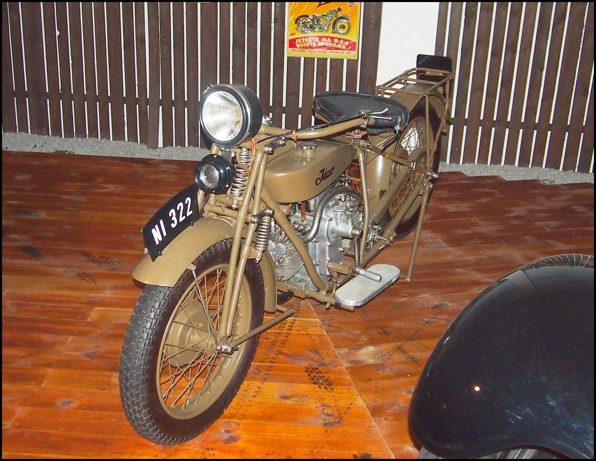 Tschechisches Militärmotorrad Itar B, 1922 in Armeemuseums VHU Lešany am 7.10.2017