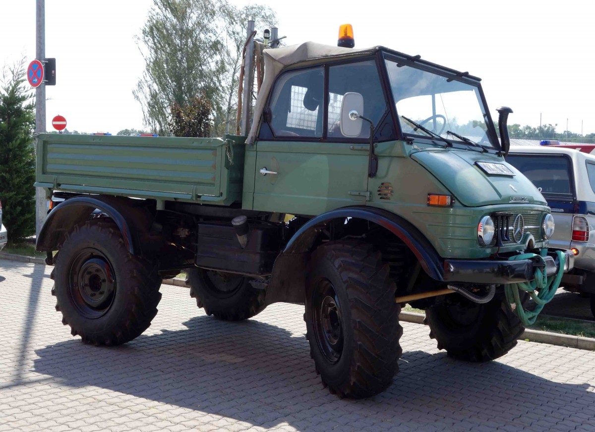 Unimog, gesehen in Langenselbold im August 2015