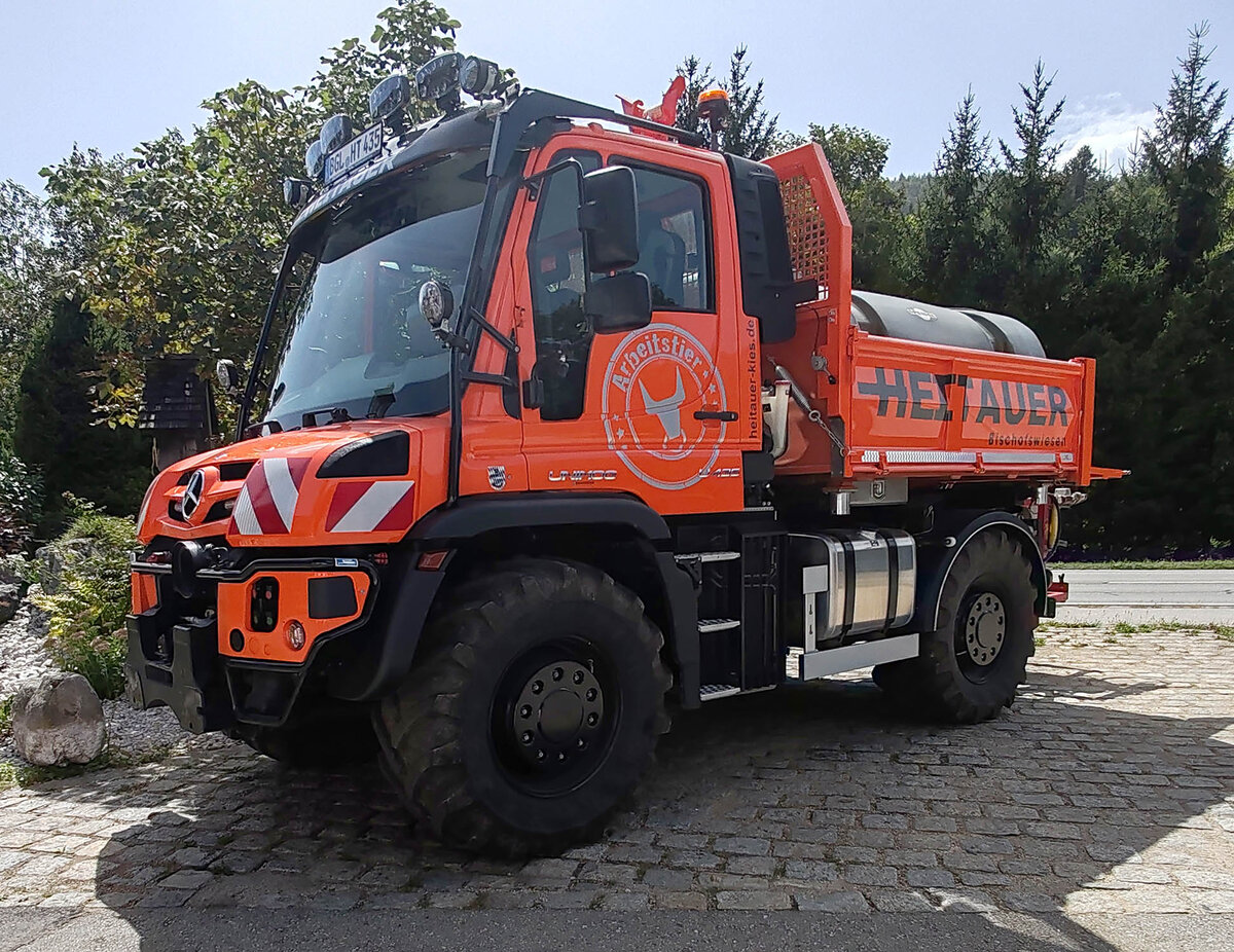 =Unimog U 400, das Arbeitstier der Firma HEITAUER, aus Bischofswiesen, 08-2026
