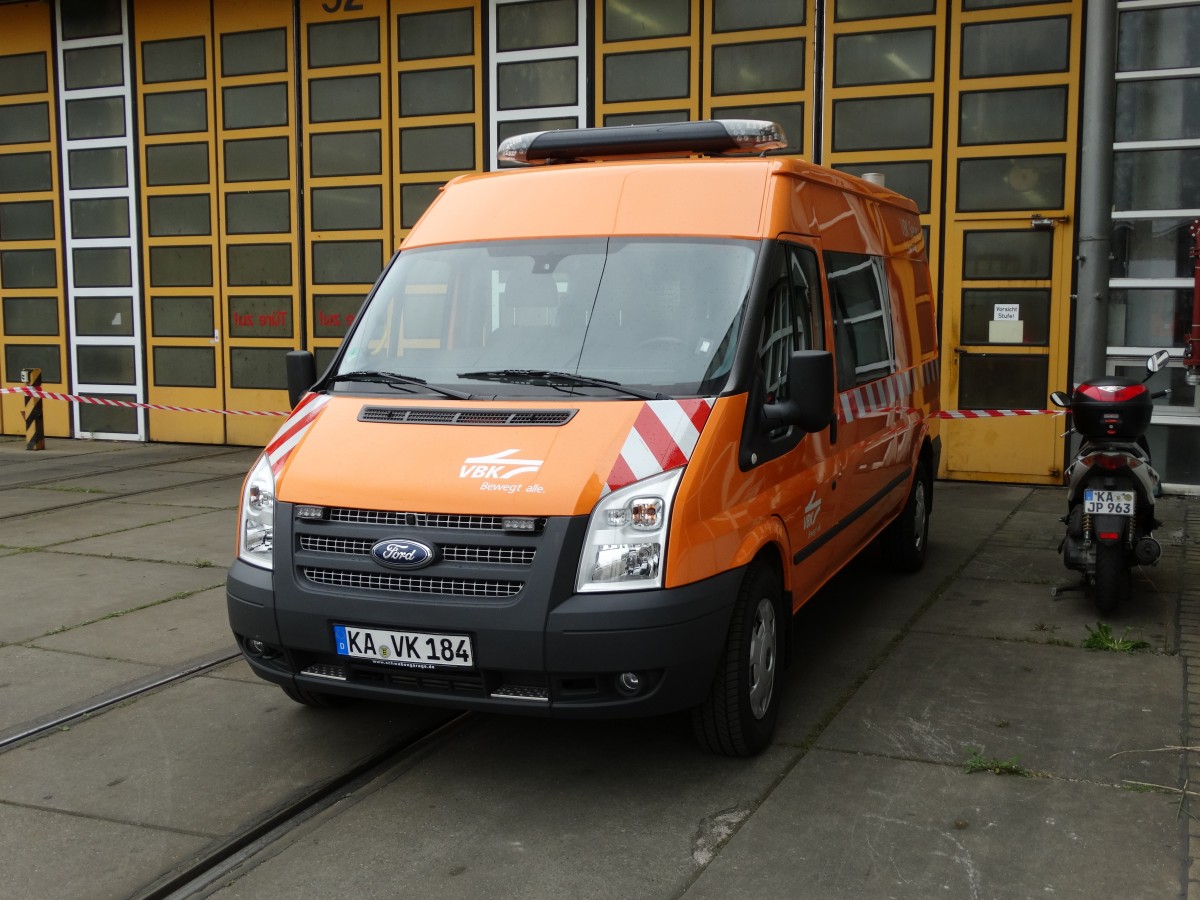 VBK Ford Transit in Karlsruhe Betriebshof West beim Tag der Offenen Tür am 25.04.15 