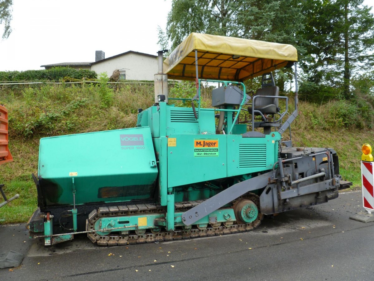 Vögele Super 1600 in der Nähe von Langsur, 14.09.2013