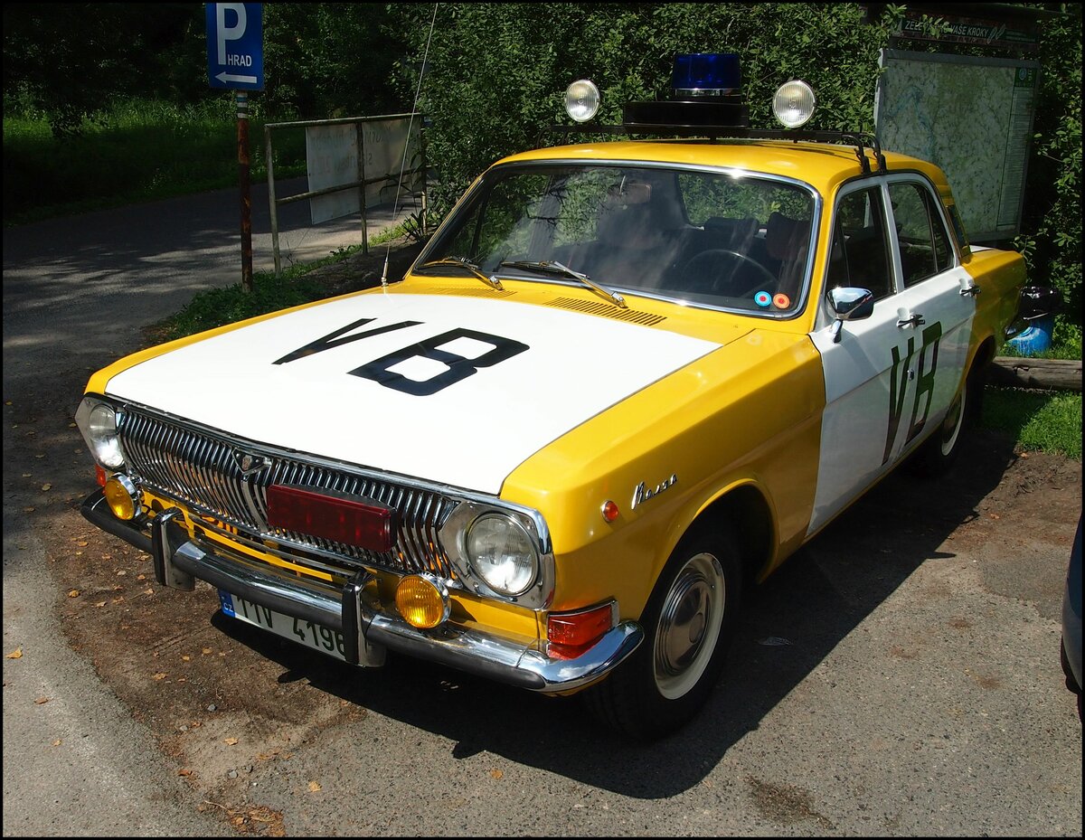 Volha GAZ 24 in Kokořínský důl am 14.8.2021.