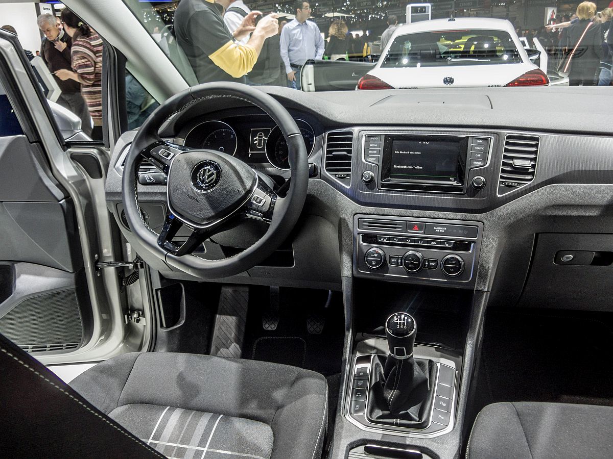 Volkswagen Golf Sportsvan Interueur. Foto: Autosalon Genf 2015.
