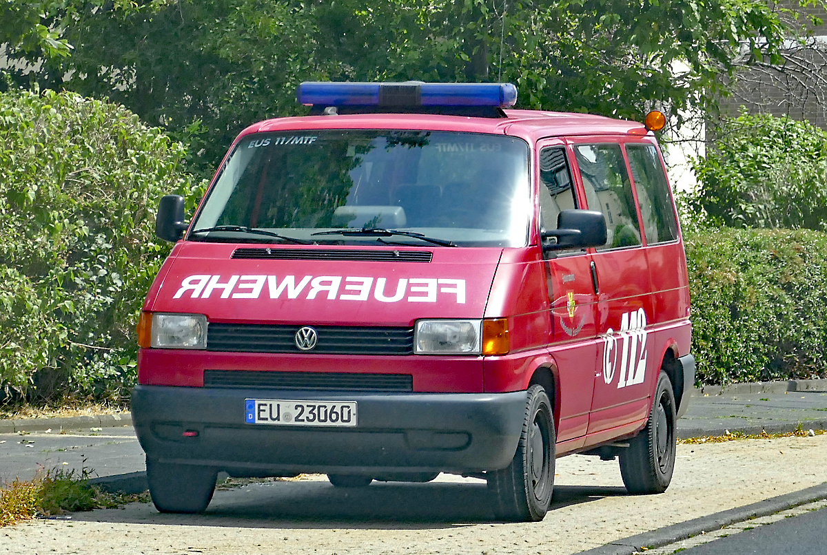 Volkswagen T 4 der Feuerwehr Euskirchen - 18.07.2019
