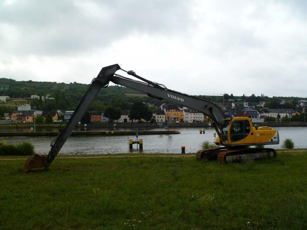 Volvo EC 210 LR bei Grevenmacher (Lux.) am 25.08.2013