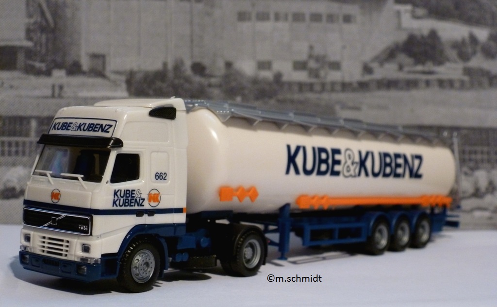 Volvo FH 16 Kube & Kubenz  Chemie Tankzug Sondermodell für die Spedition von Herpa